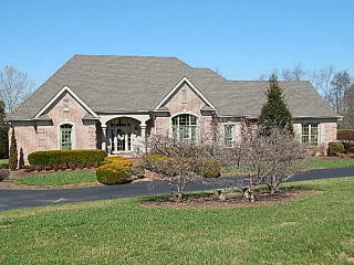 111 James Lyn Dr, Hopkinsville, KY 42240-9010