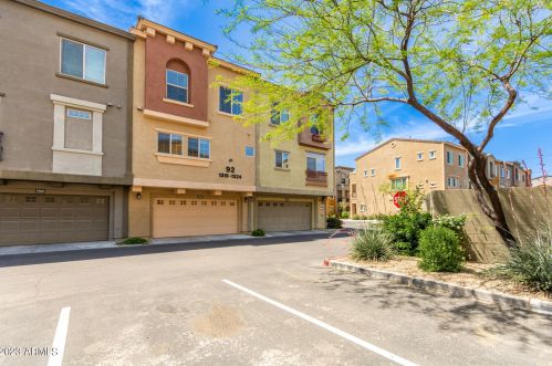 2150 Alameda Rd, Phoenix AZ  85085-1812 exterior