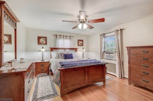 205 Fairway Ave, Belleville NJ 07109-1401 exterior