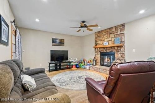 516 Declaration Ln, Jackson Twp NJ 08527-7777 exterior