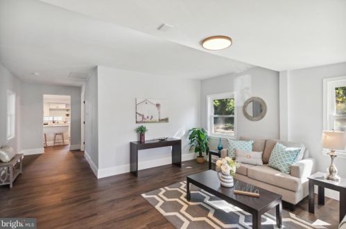 1860 Rosemore Ave, West Deptford, NJ 08096-4327