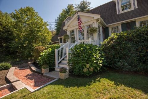 188 Linebrook Rd, Ipswich, MA 01938-2915