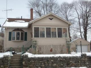 15 Hallenan Ave, Lawrence, MA 01841-3218
