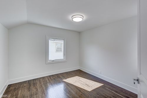 3235 Maple Ave, Forest View IL 60402-1250 exterior