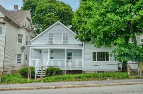 373 Cambridge St, Worcester, MA 01603-2346