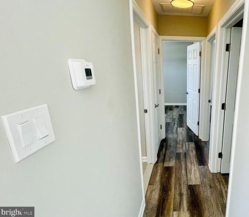 1214 Monmouth Rd, West Deptford NJ 08096-3059 exterior