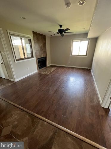 407 Shelby Ct, Erial NJ  08081-2409 exterior