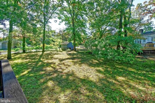 1375 Park Pl, West Deptford NJ 08093-1940 exterior