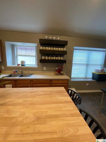 4825 Crestpoint Ln, Garland TX 75043-6514 exterior