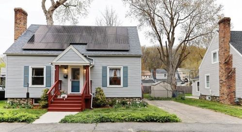 44 Englewood Ave, Worcester, MA 01603-2130