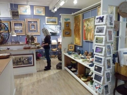 41 Main St, Rockport, MA 01966-1512