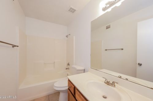 17442 47th St, Phoenix AZ  85032-2320 exterior