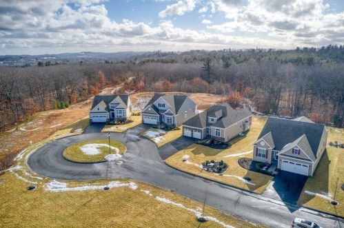 89 Pine Tree Dr, Methuen, MA 01844-1268