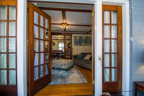 53 Beacon St, Royalston MA  01331-2404 exterior