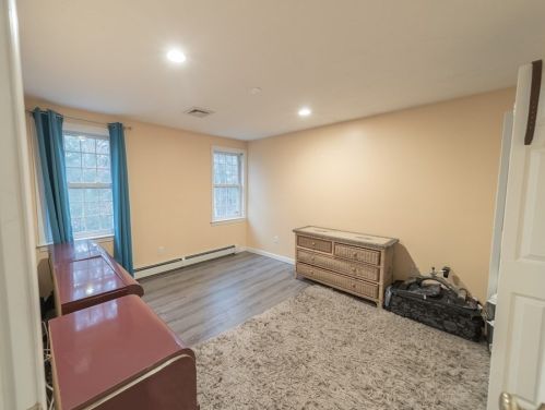 23 Swifts Bch Rd, Wareham MA 02571-1924 exterior