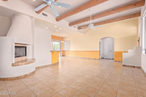 44811 12 St, Phoenix AZ 85086-8480 exterior