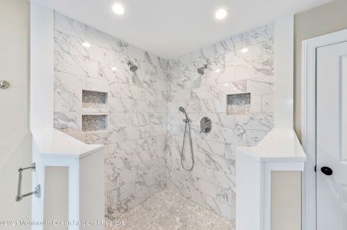 747 Sycamore Ave, Tinton Falls NJ 07724-3237 exterior