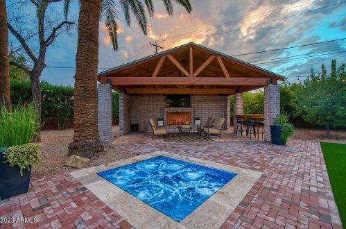 3622 54th Pl, Phoenix AZ 85018-4507 exterior