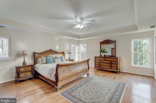 6920 Mystic Wood Way, Columbia MD 21044-4914 exterior