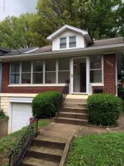 1627 Shady Ln, Louisville, KY 40205-1034