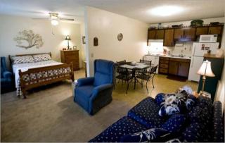 6405 Old Madison Pike, Huntsville AL  35806-3654 exterior