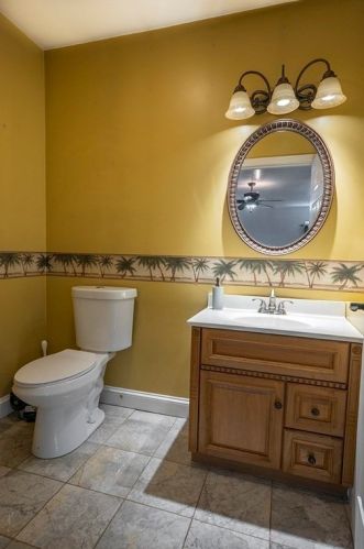 71 Paul Revere Ter, Taunton MA  02780-3813 exterior