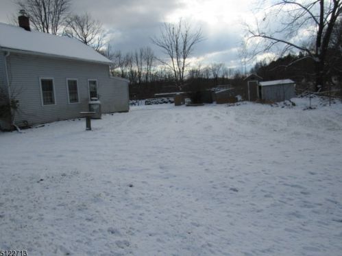 201 Libertyville Rd, Wantage NJ  07461-3028 exterior