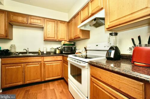 25 Presidential Dr, Erial NJ 08081-1313 exterior