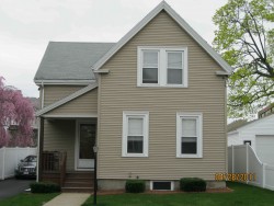 48 Clinton St, Newton, MA 02458-1232