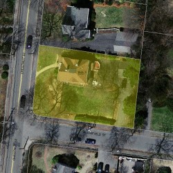 658 Chestnut St, Newton MA  02468-2019 aerial view