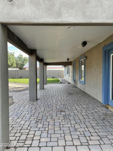 9419 1st Dr, Phoenix AZ 85041-8002 exterior