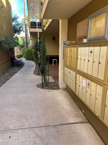 3030 Clarendon Ave, Phoenix AZ  85016-7054 exterior