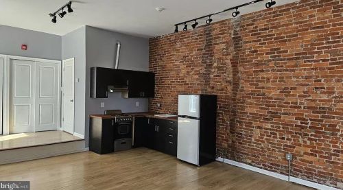 1412 6th St, Philadelphia PA  19147-5802 exterior