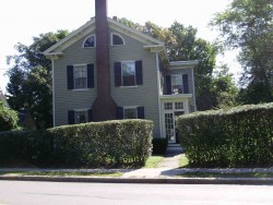 454 Waltham St, Newton, MA 02465-1933