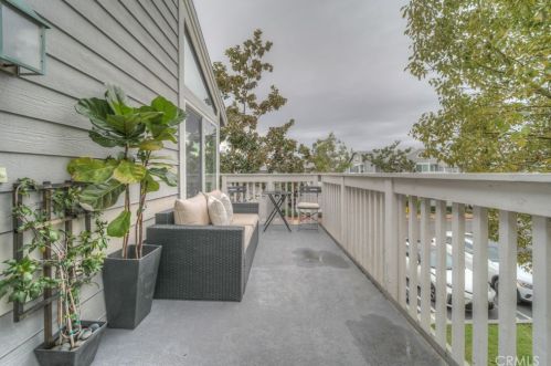 57 Remington, Irvine CA  92620-5730 exterior