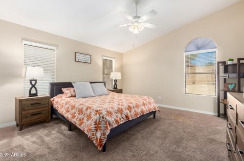 4342 Abraham Ln, Phoenix AZ  85050-6895 exterior