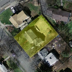 10 Pierrepont Rd, Newton MA 02462-1118 aerial view
