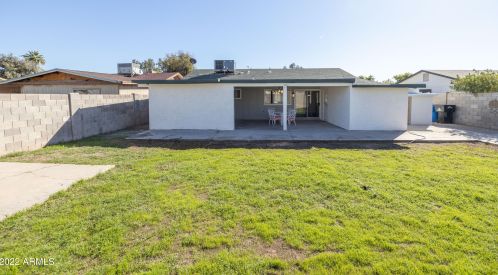 6932 Beatrice St, Phoenix AZ 85043-2397 exterior