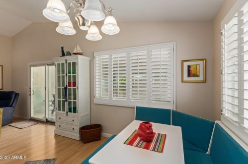 15826 5th Dr, Phoenix AZ  85023-7435 exterior