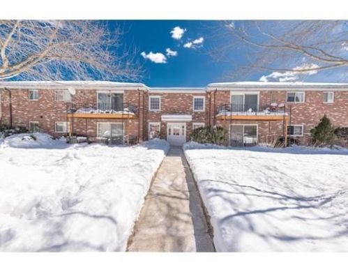 99 Fountain Ln, Weymouth MA  02190-2174 exterior