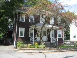 19 Alden Pl, Newton, MA 02465-1567