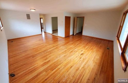 20 Midland Ave, Kearny NJ 07032-2783 exterior