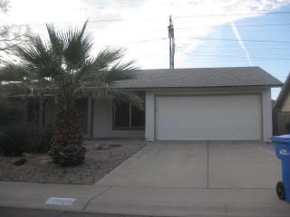 12050 Mandan St, Phoenix, AZ 85044-3108