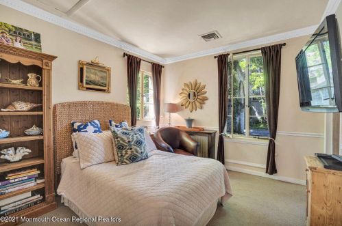 310 Cooper Rd, Tinton Falls NJ 07701-6010 exterior