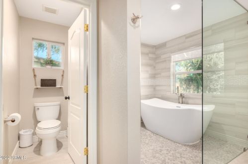 11605 37 Pl, Phoenix AZ 85050-2699 exterior