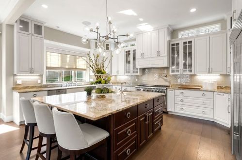 9 Nardell Rd, Newton, MA 02459-2822