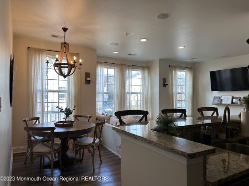 19 Jake Dr, Tinton Falls NJ  07712-7533 exterior