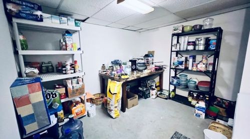 11 Grove Ave, Montgomery MA  01085-1308 exterior