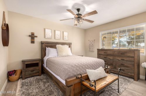 11605 37 Pl, Phoenix AZ 85050-2699 exterior