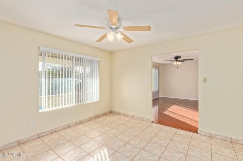 2328 Altadena Ave, Phoenix AZ 85029-3402 exterior